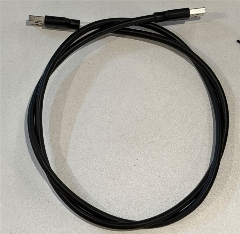 双头 USB-A 数据线